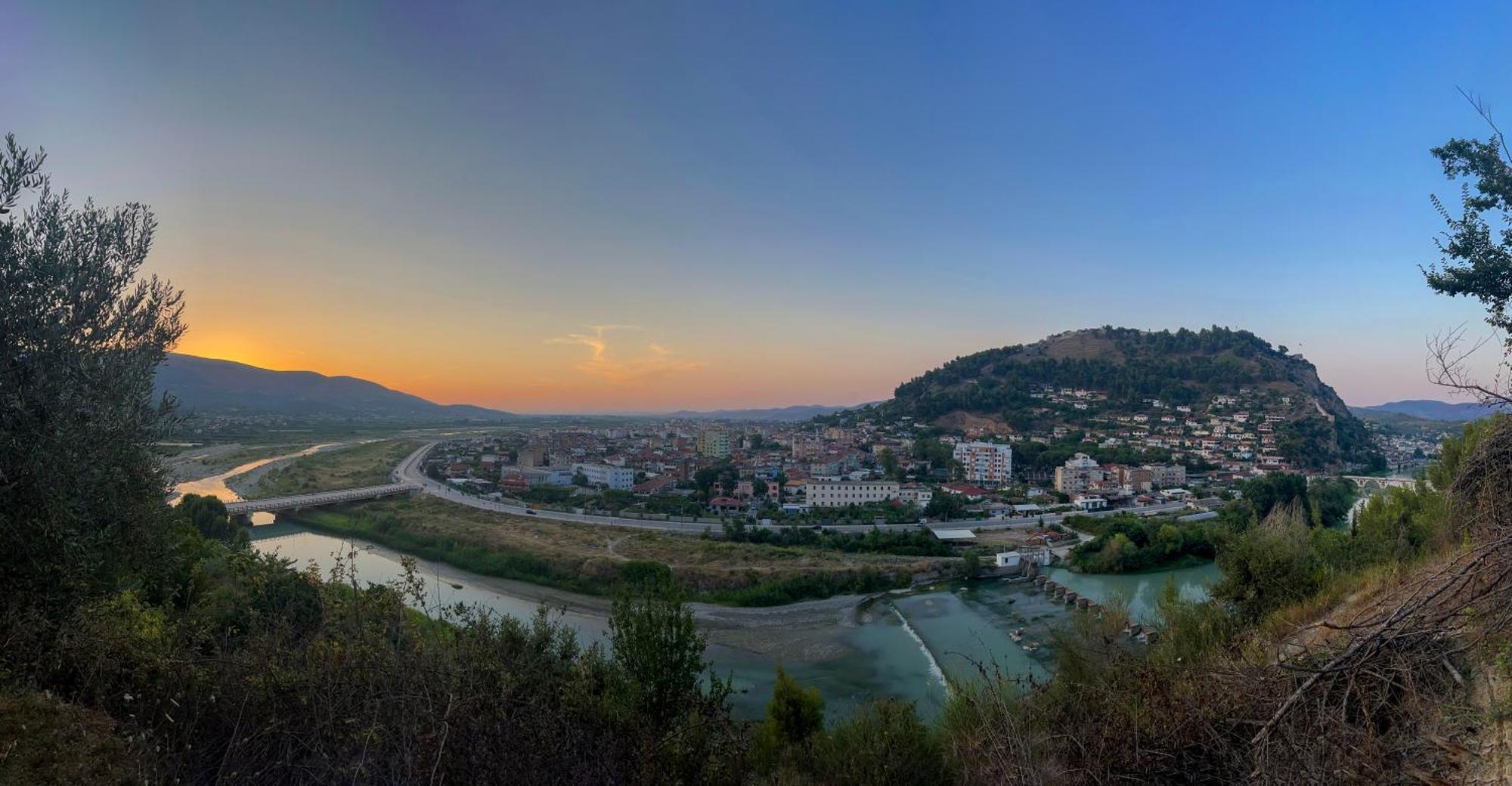 Bujtina Musta Konuk evi Berat Dış mekan fotoğraf